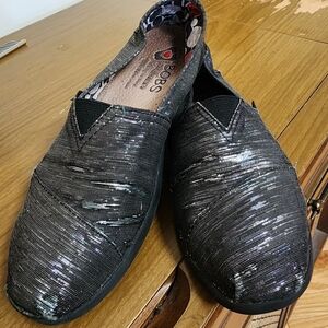 Bobs slip on shoes size 7  (30% off 2 or more items)
